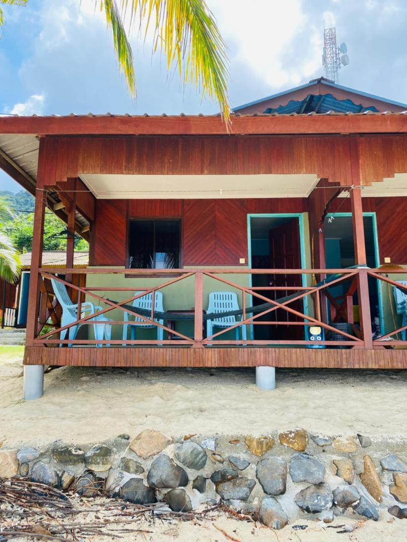 Ella'S Place Salang Tioman Kampong Ayer Batang Buitenkant foto