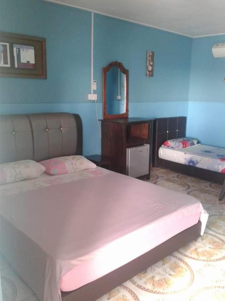 Ella'S Place Salang Tioman Kampong Ayer Batang Buitenkant foto