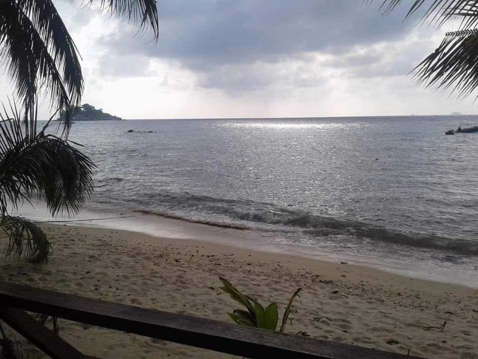 Ella'S Place Salang Tioman Kampong Ayer Batang Buitenkant foto