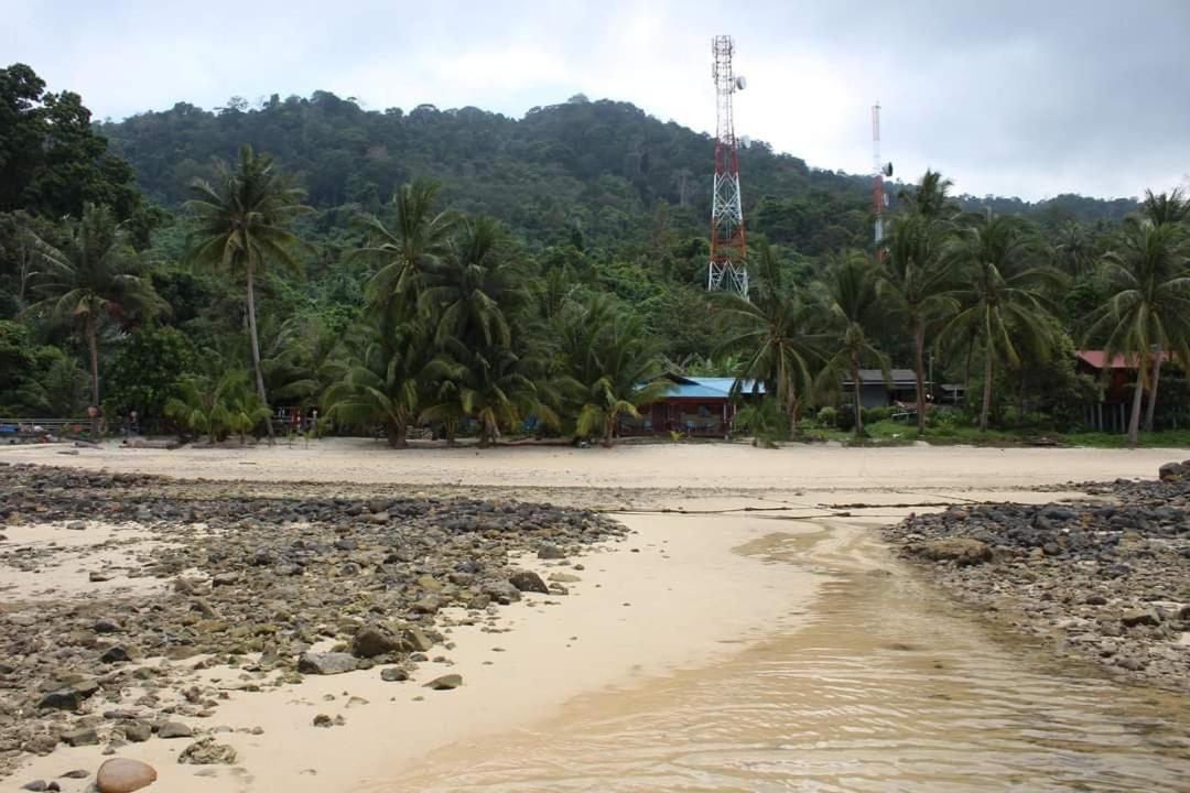 Ella'S Place Salang Tioman Kampong Ayer Batang Buitenkant foto