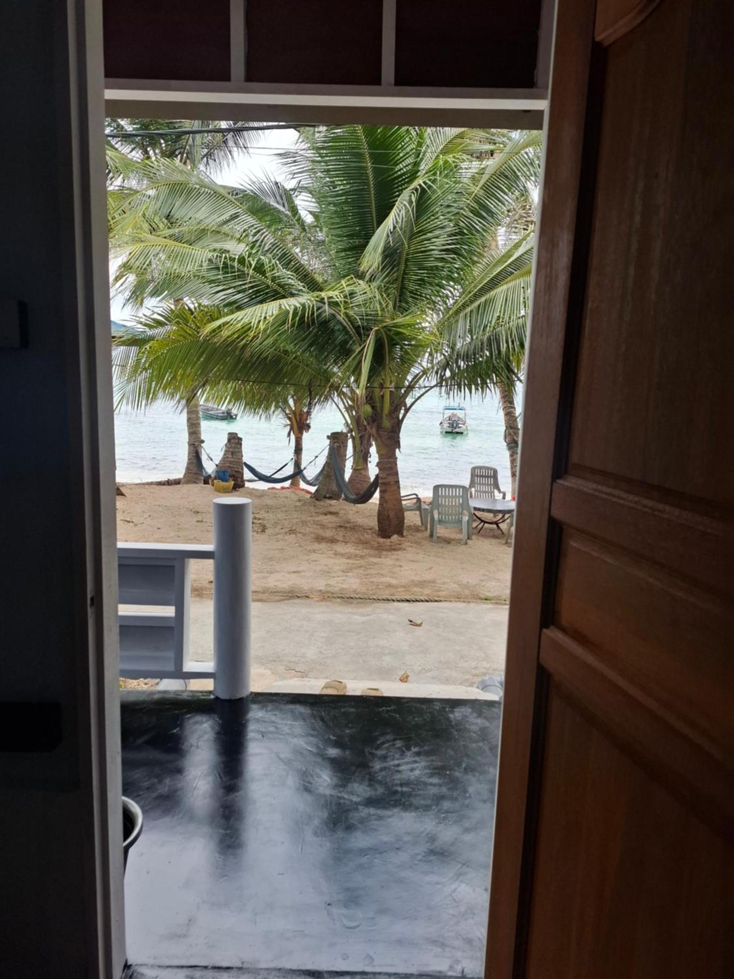 Ella'S Place Salang Tioman Kampong Ayer Batang Buitenkant foto