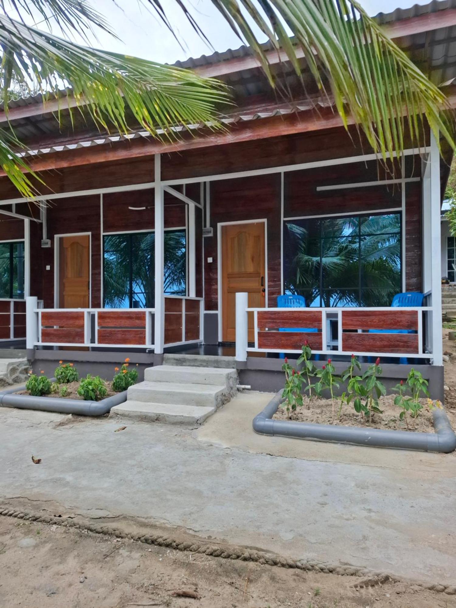 Ella'S Place Salang Tioman Kampong Ayer Batang Buitenkant foto